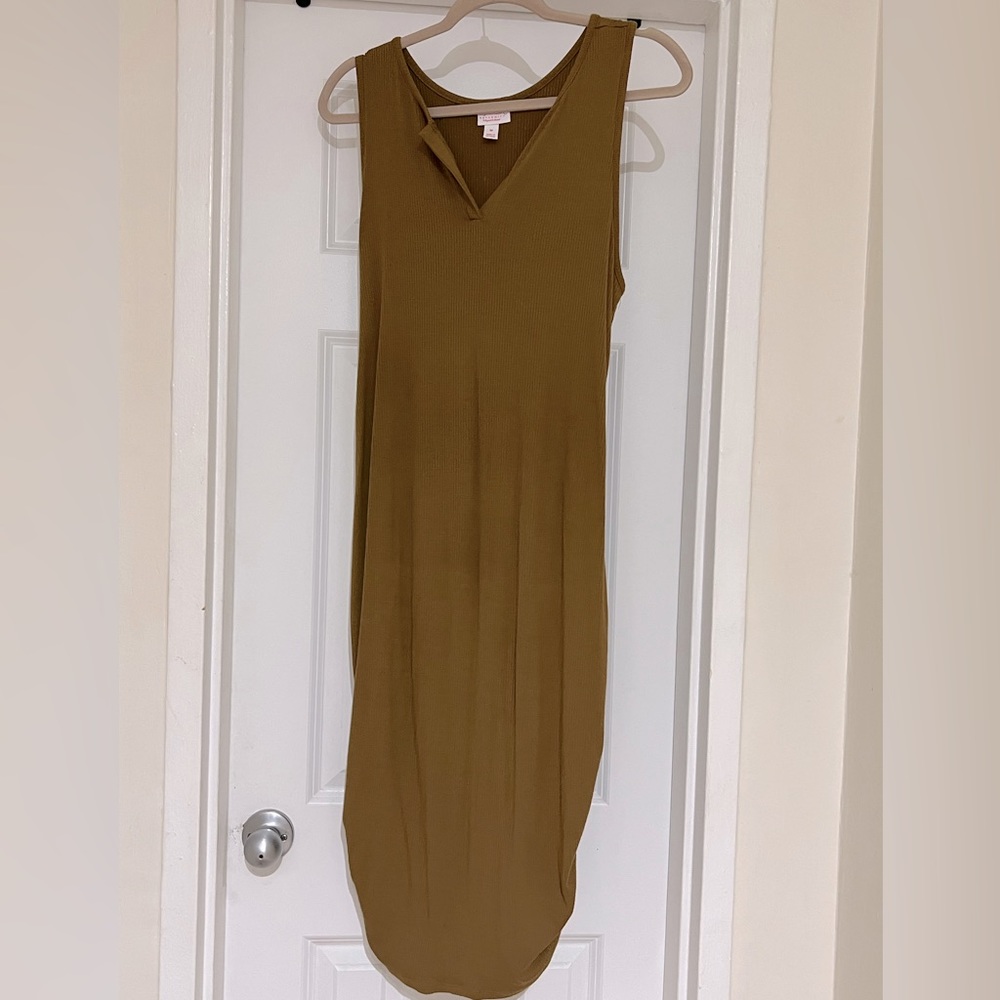 Isabel Maternity jersey ribbed dress. Target maternity wear. Size M.